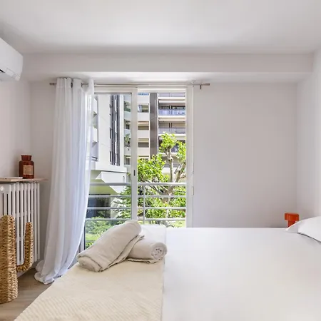 Lb Vacation I Beautiful 2br Apt, Renovated In 2025, La Croisette, Minutes From And Palais Apartamento *